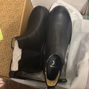 SR Max Black Ankle Boots